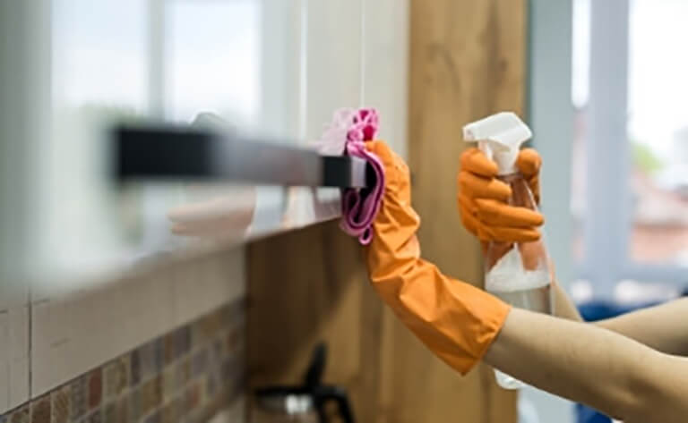 display-cleans-more-3